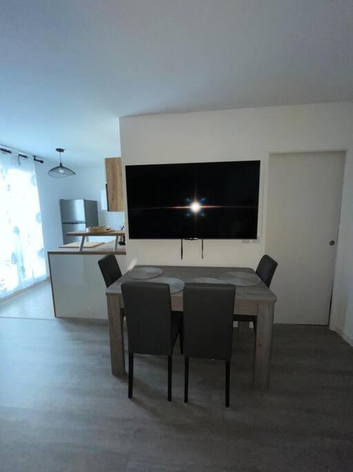 Superbe Appartement Tres Confortable 세리스 외부 사진